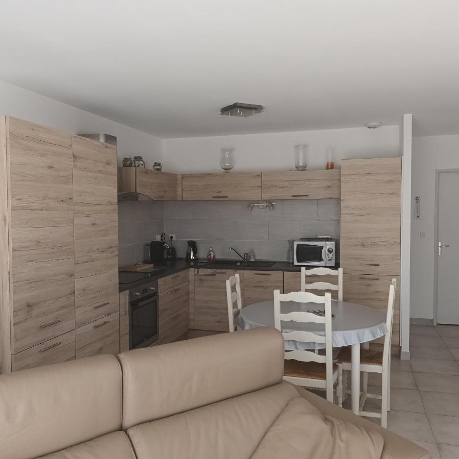 Paisible P2 Pour 4 Voyageurs Saint-Gilles (Gard) Exterior foto