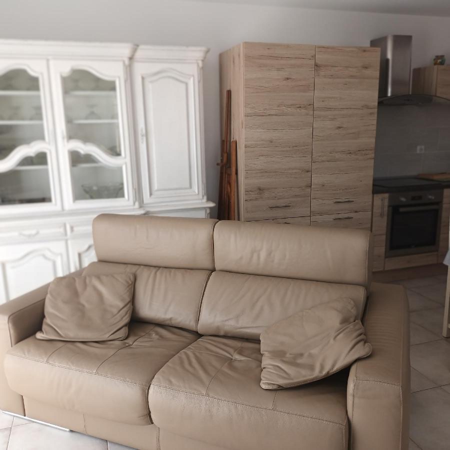 Paisible P2 Pour 4 Voyageurs Saint-Gilles (Gard) Exterior foto