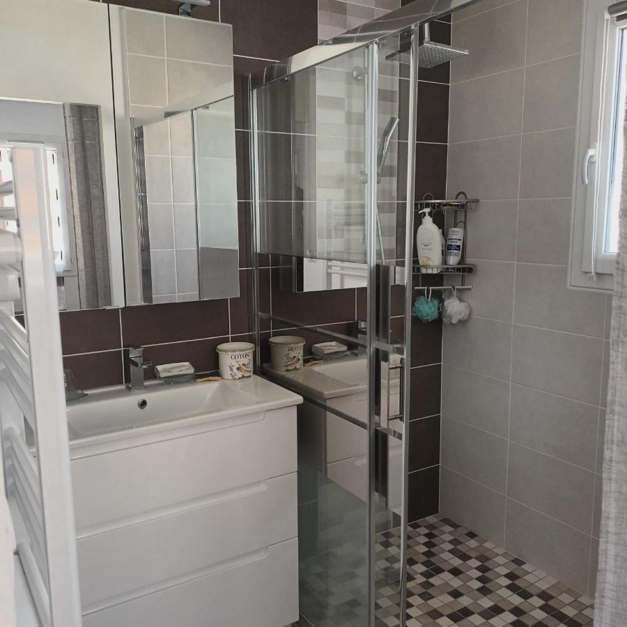 Paisible P2 Pour 4 Voyageurs Saint-Gilles (Gard) Exterior foto